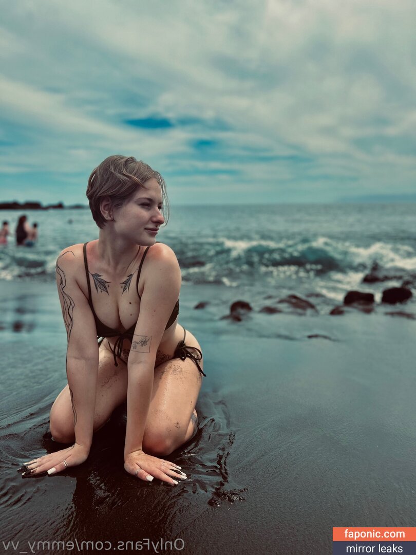Emmy_vv, emmy.v.v, luna_mul Nudi Trapelati OnlyFans Foto #9