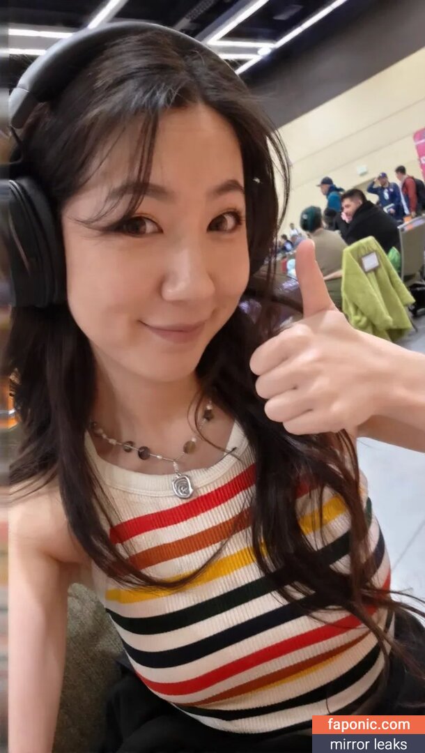 Fuslie, Leslie Nudi Trapelati  Foto #886