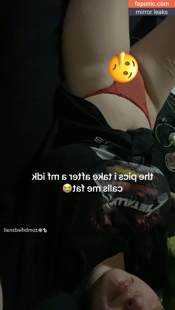 Adeline Mcintosh, Zombiefiedsnail, Zomboobs, zombifiedsnail Nudi Trapelati  Foto #50
