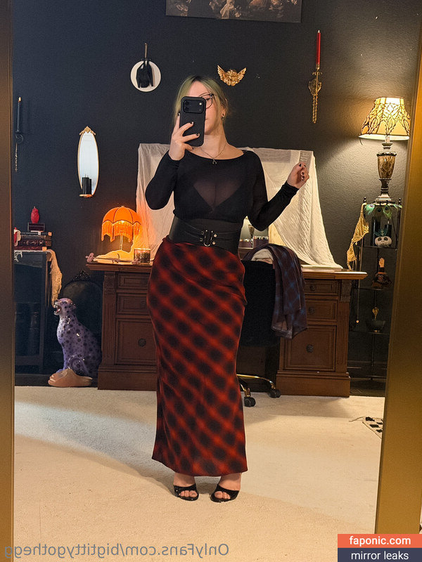 Bigtittygothegg, goth.egg, goth__egg, https: Nudi Trapelati OnlyFans Foto #117