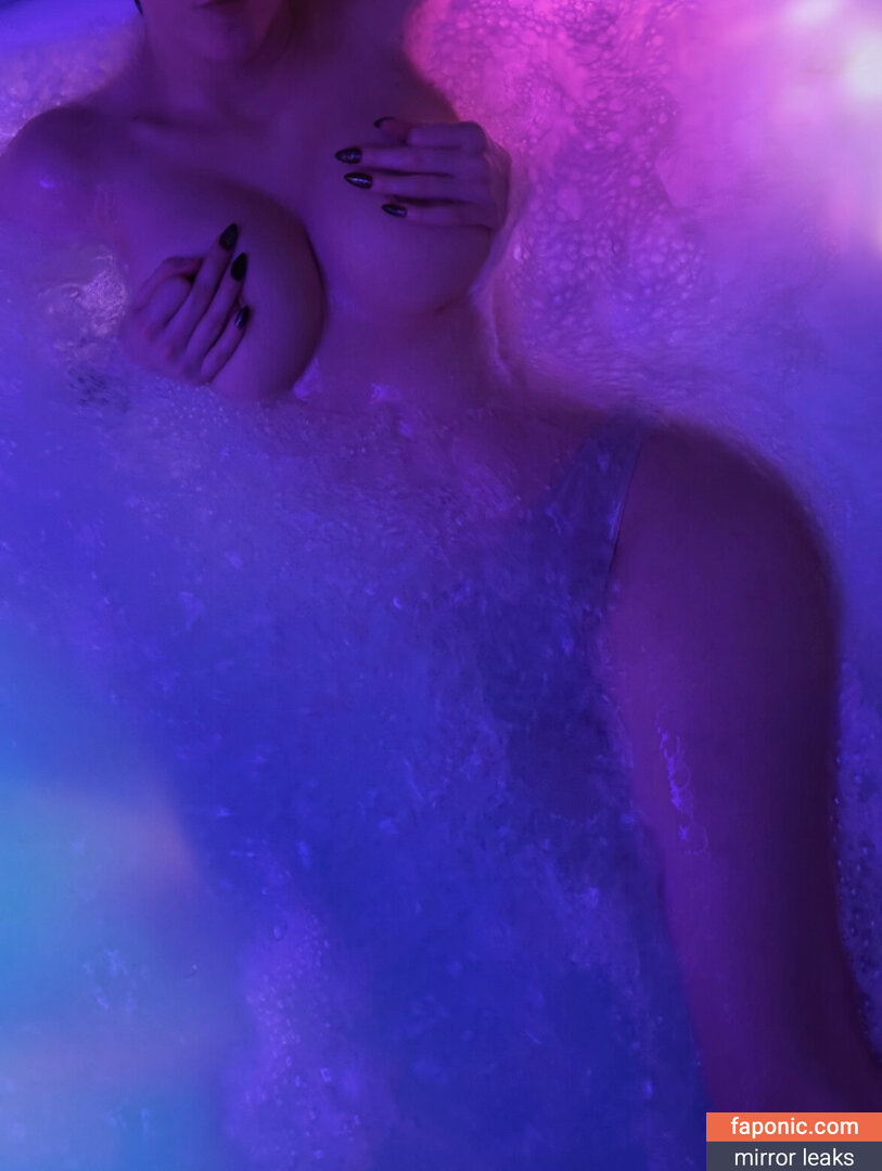 Carina Pusch, Pusch Art, carinapusch Nudi Trapelati Patreon Foto #4