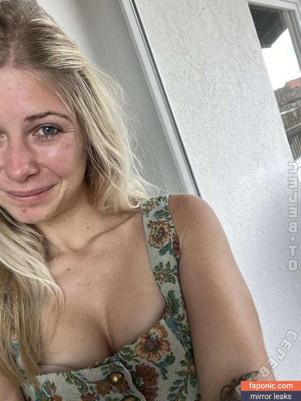Nadine Freund, NadineFreund, https:, nadine_freund, user Nudi Trapelati Patreon Foto #87