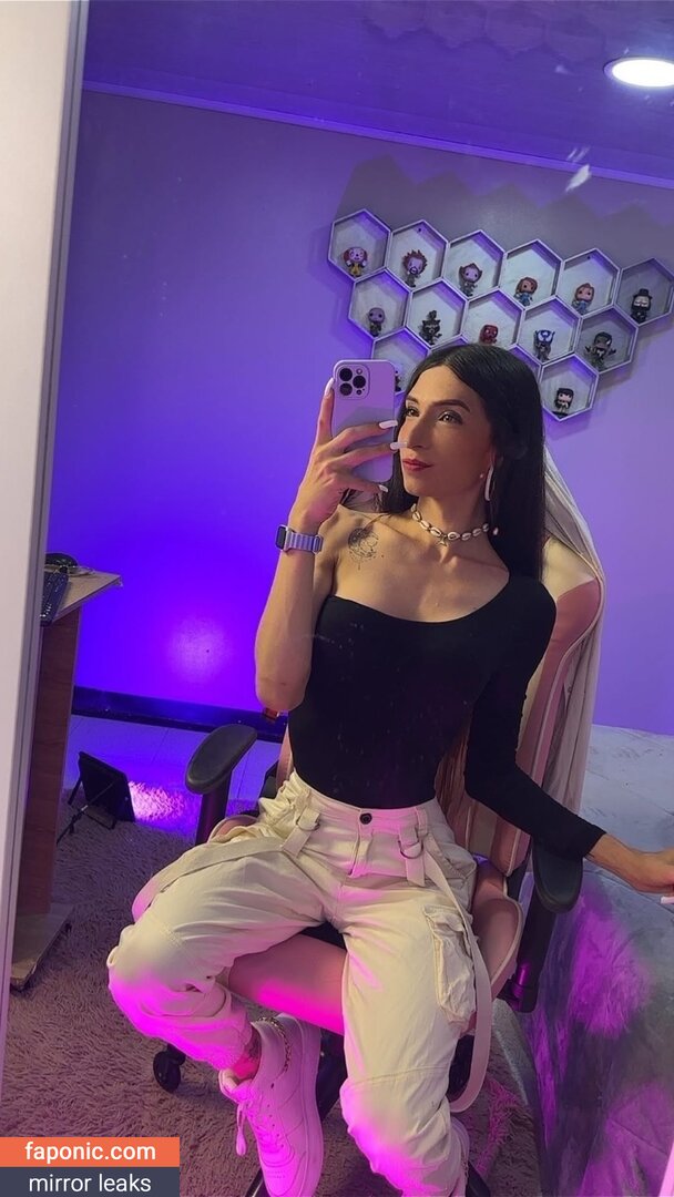 Kyllie Fox, _KylieFox_, https:, kyliefoxxy, kylliefox, kylliefox_ Nudi Trapelati OnlyFans Foto #16