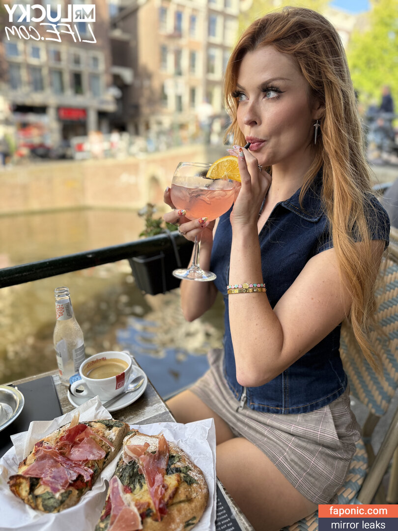 Elly Clutch, PeachGoneWild, ellyclutch, ellyclutchh Nudi Trapelati OnlyFans Foto #139