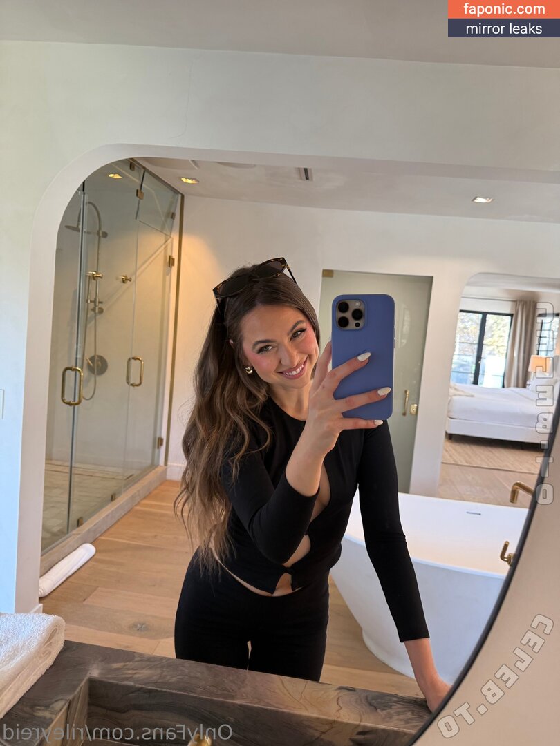 Riley Reid, RileyReidTikTok, hellorileyreid, rileyreidx3 Nudi Trapelati OnlyFans Foto #2577