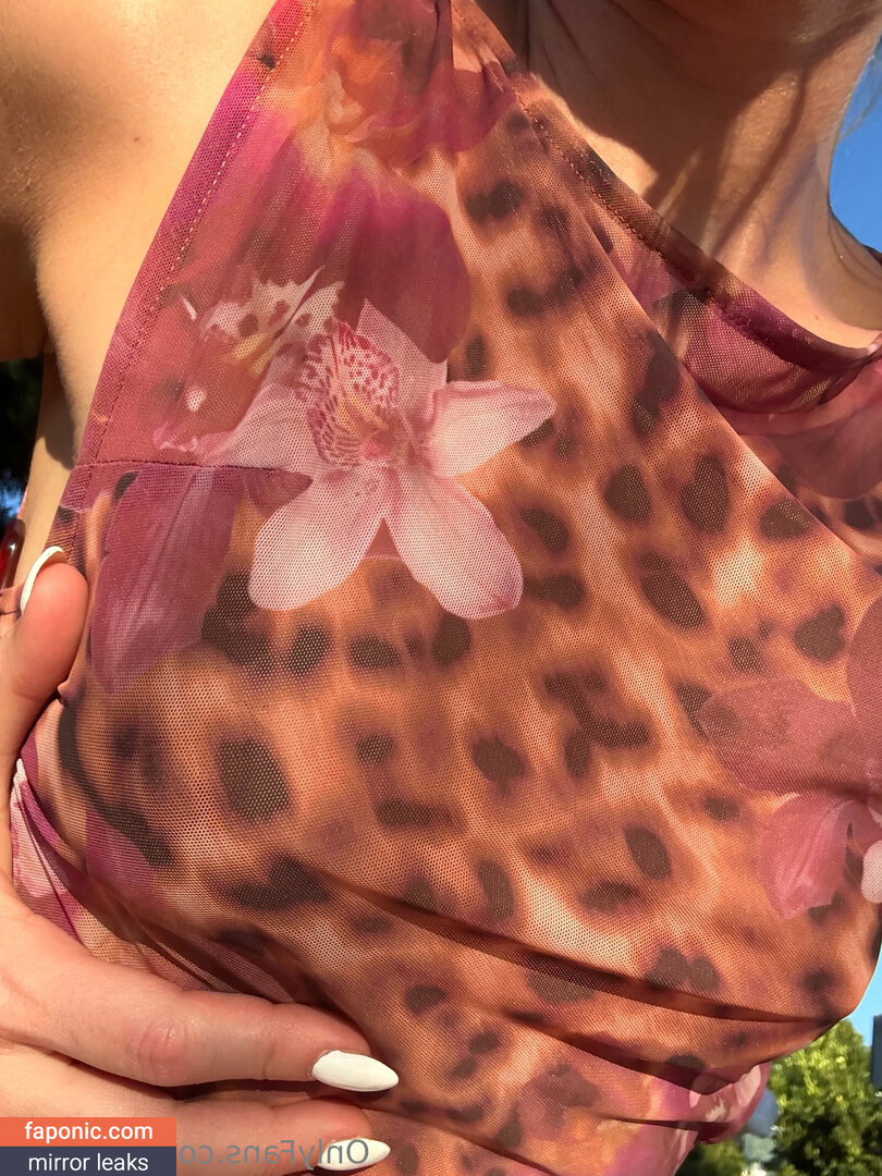 Riley Reid, RileyReidTikTok, hellorileyreid, rileyreidx3 Nudi Trapelati OnlyFans Foto #2923