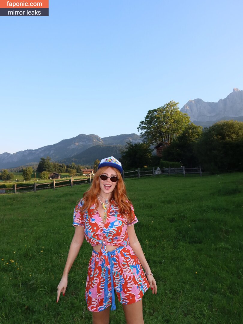 German tv host, Palina Rojinski, action, https:, palinski Nudi Trapelati OnlyFans Foto #153