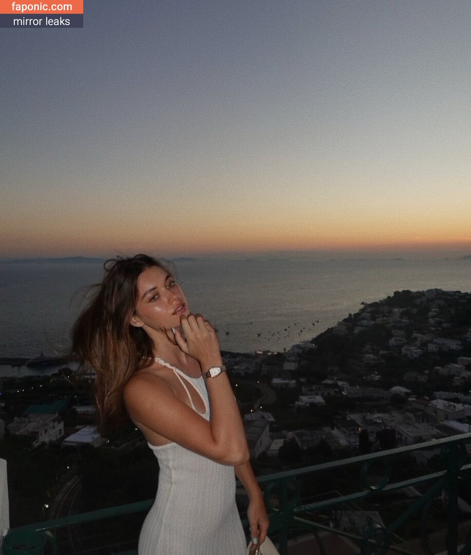 afra saracoglu