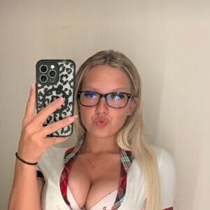amber_leighh