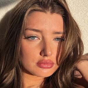 Andrea Decker