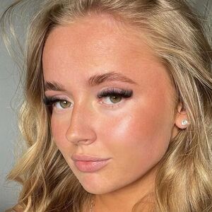 Bella Turner