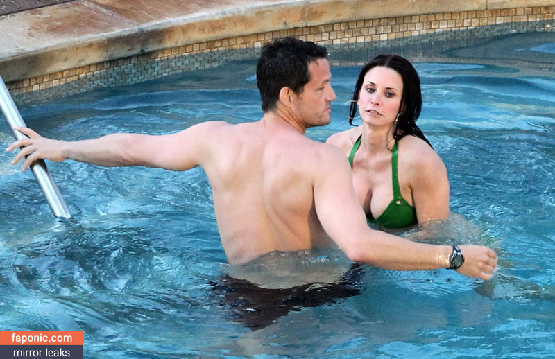 Courteney Cox