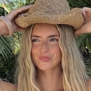 Emma Burnze