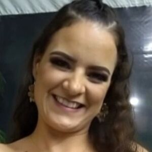 JeeeeniferLarii