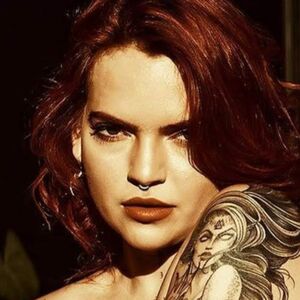 Joyce Fava