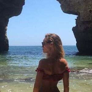 Kelly Rian Sanson