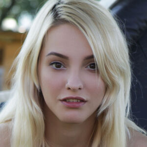 Kira W