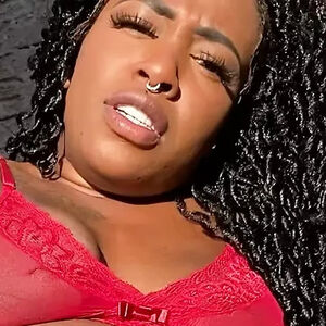 Lanegra_loly