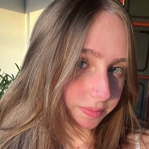Larissa Schinider