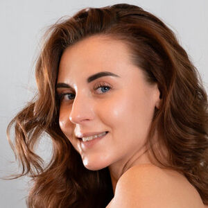 Liana Elegant