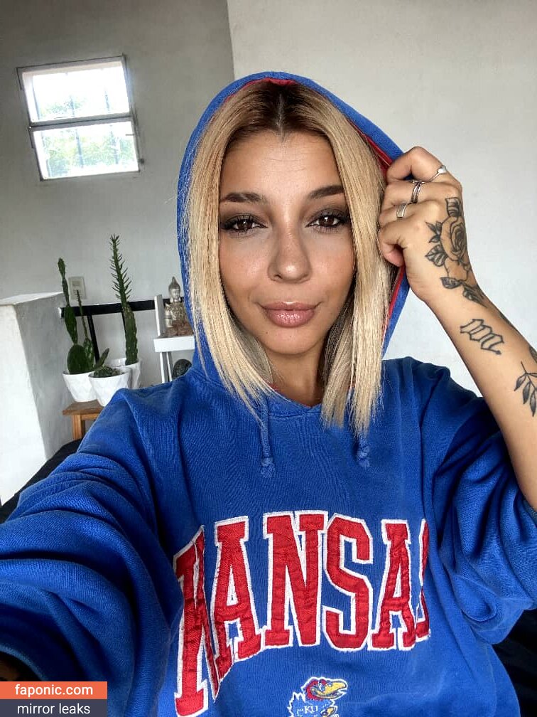 Liza Foxydelice