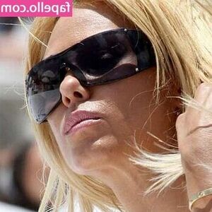 Shauna Sand