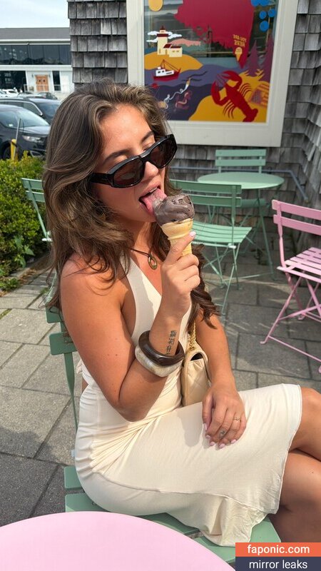 Shelby Abbott
