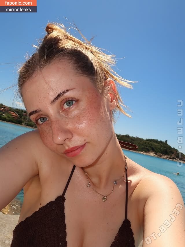 veylarenee